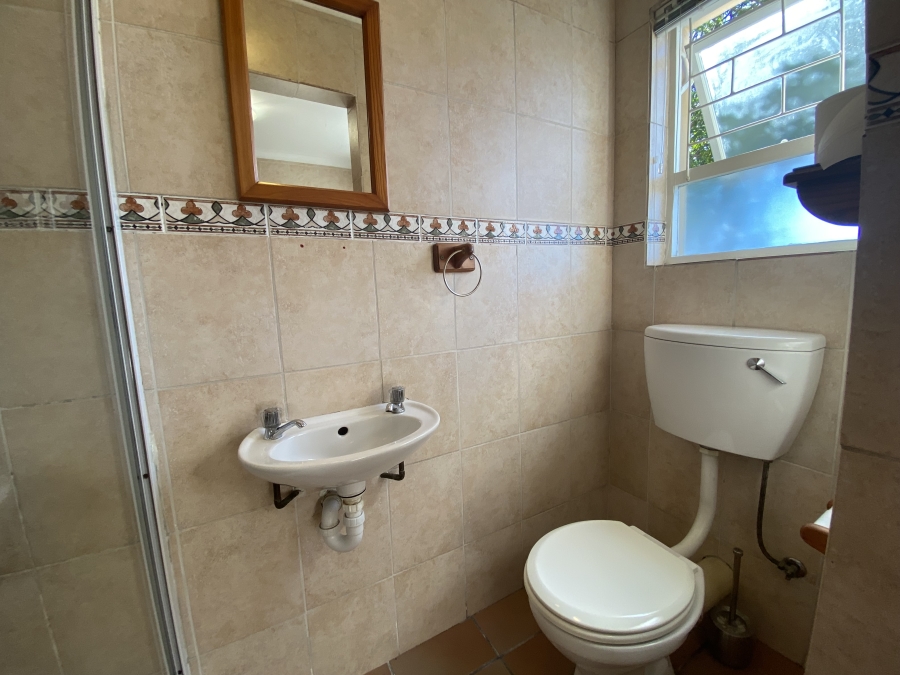 To Let 1 Bedroom Property for Rent in Table View Western Cape